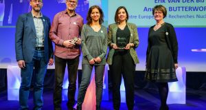 Les ingénieurs du CERN et Association LES ENFANTS DE LA LUNE